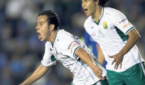 Ambos se han convertido en piezas fundamentales del Club León de México y de la selección azteca. Los mediocampistas de origen mexicano se conocen desde las divisiones menores del Pachuca, donde ambos se formaron para convertirse en futbolistas profesionales y triunfar en su país.